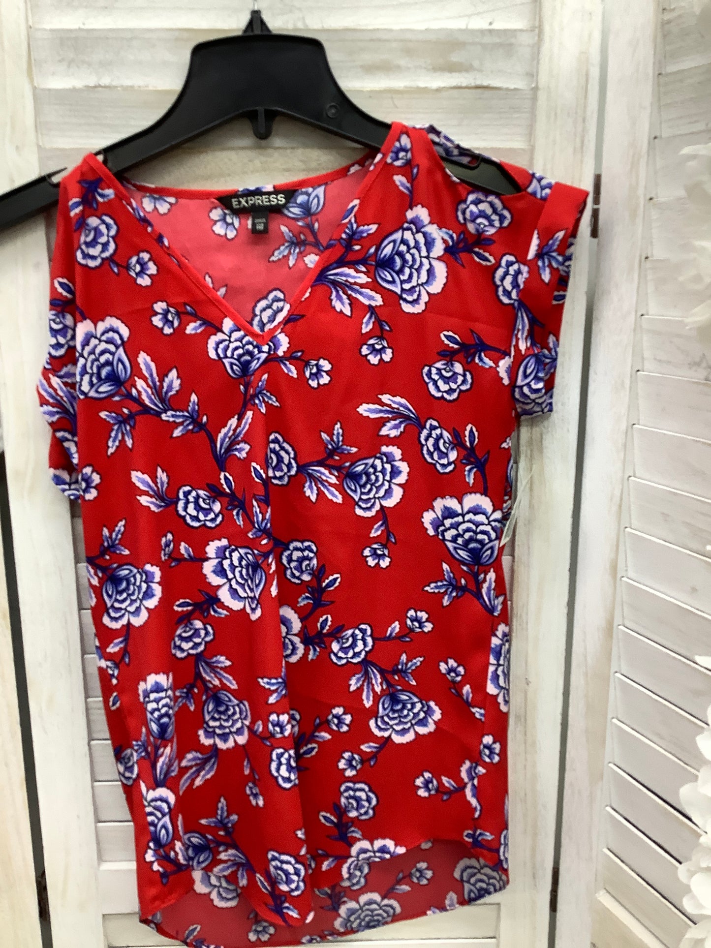 Top Short Sleeve By Express  Size: Xxs