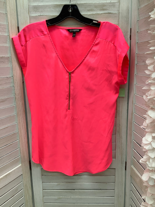 Top Short Sleeve By Express  Size: S