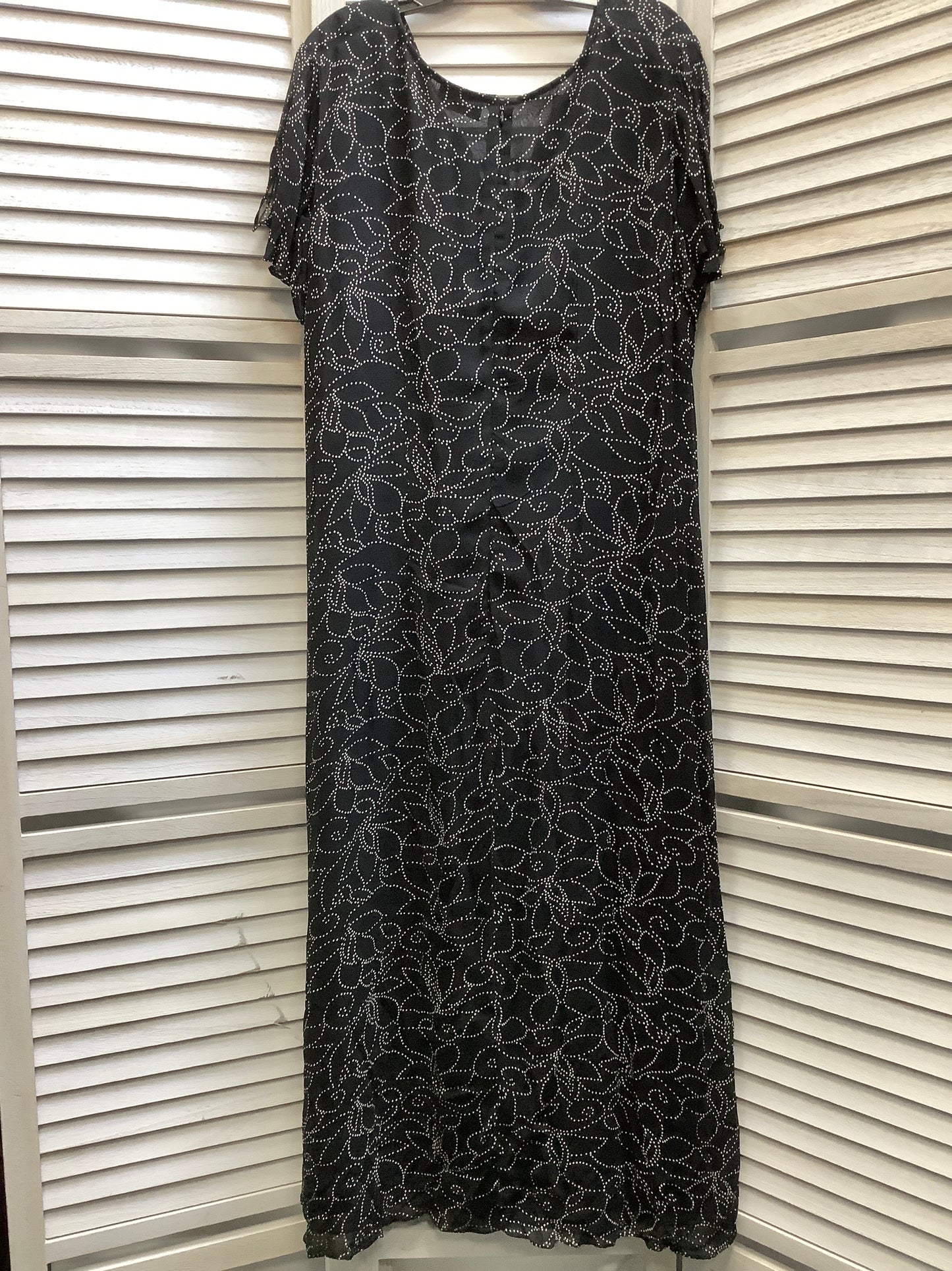 Black & White Dress Casual Maxi Avenue, Size 22