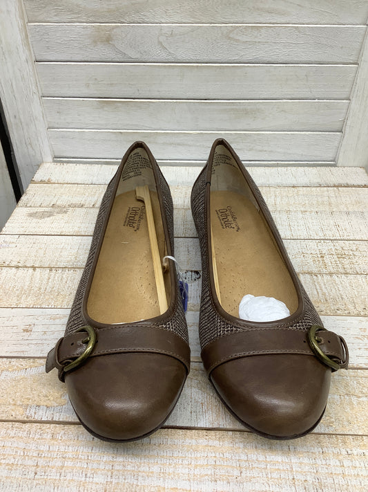 Shoes Flats By Croft And Barrow  Size: 9.5