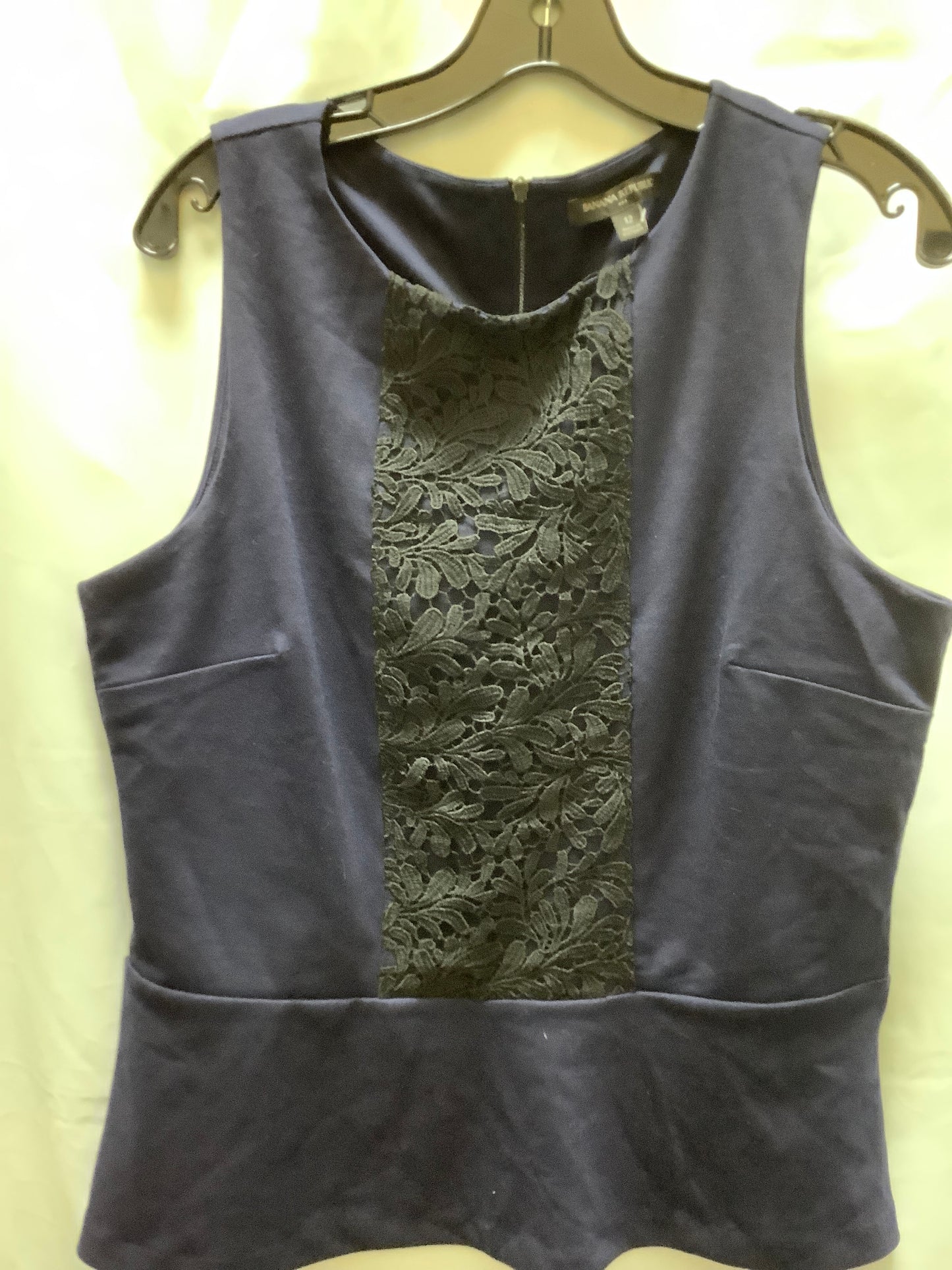 Top Sleeveless By Banana Republic  Size: 12