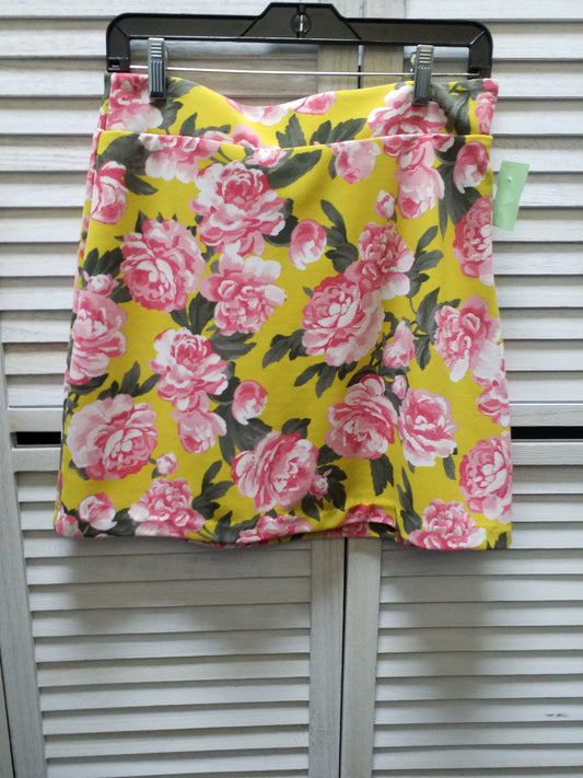 Skirt Mini & Short By Clothes Mentor  Size: M