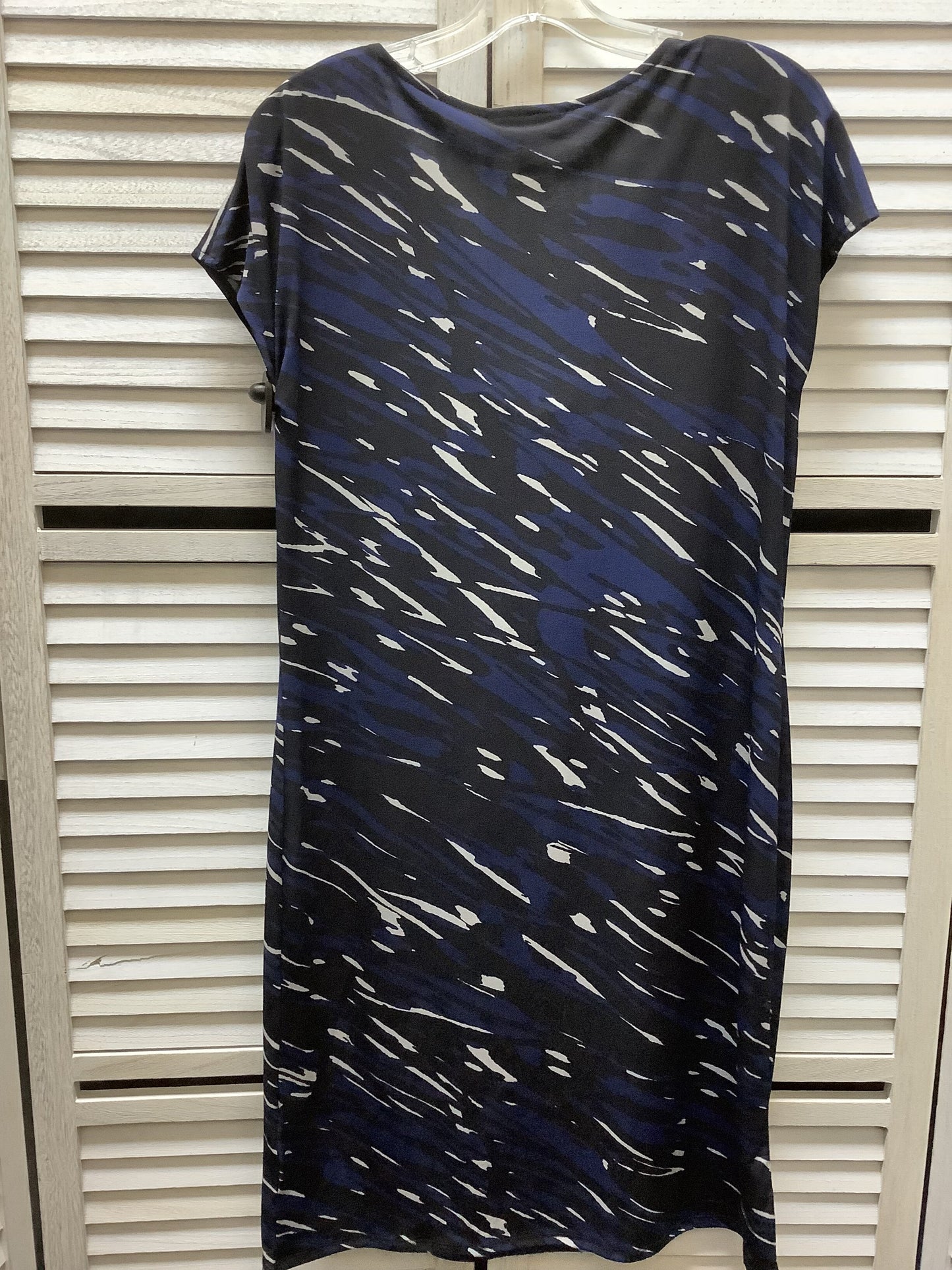 Dress Casual Short By Dana Buchman  Size: M