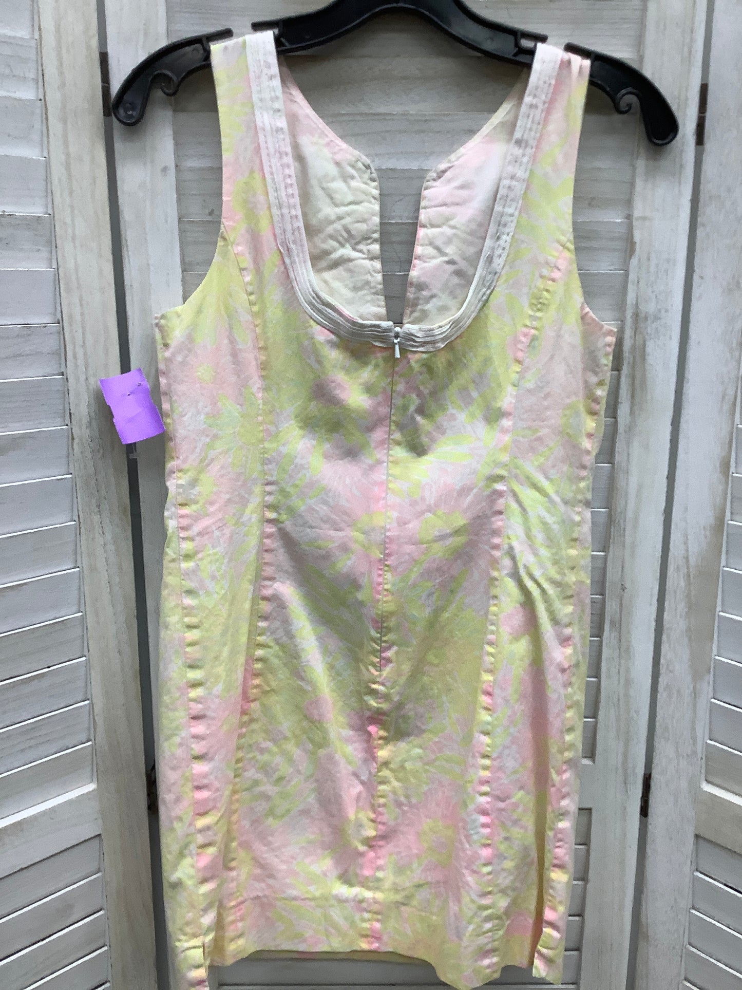 Dress Casual Short By Lilly Pulitzer  Size: 4