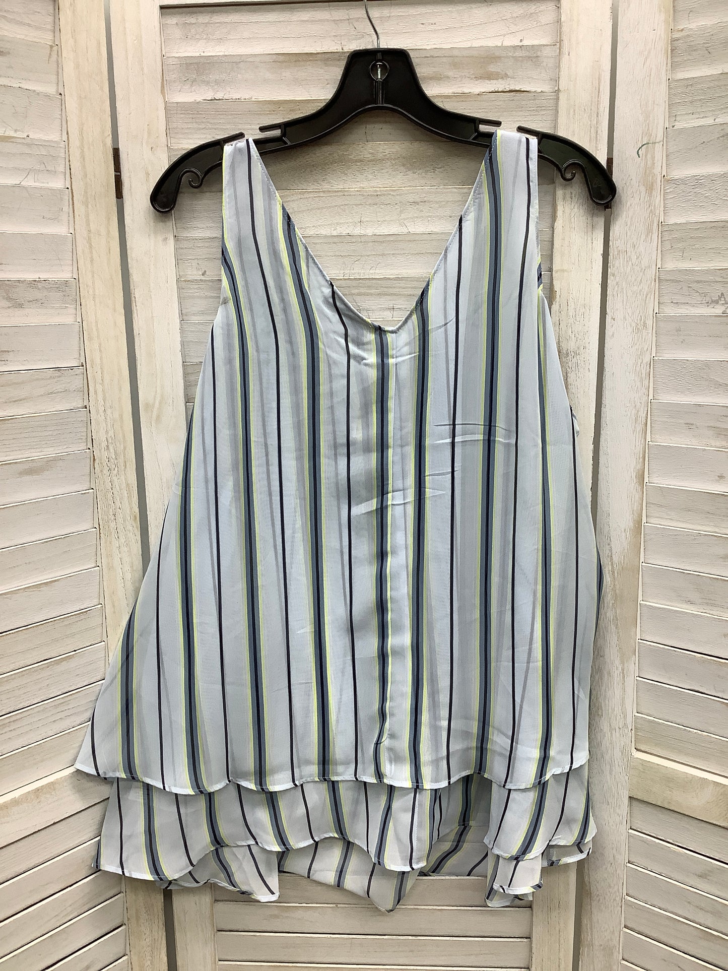 Top Sleeveless By Lane Bryant In Striped Pattern, Size: 18