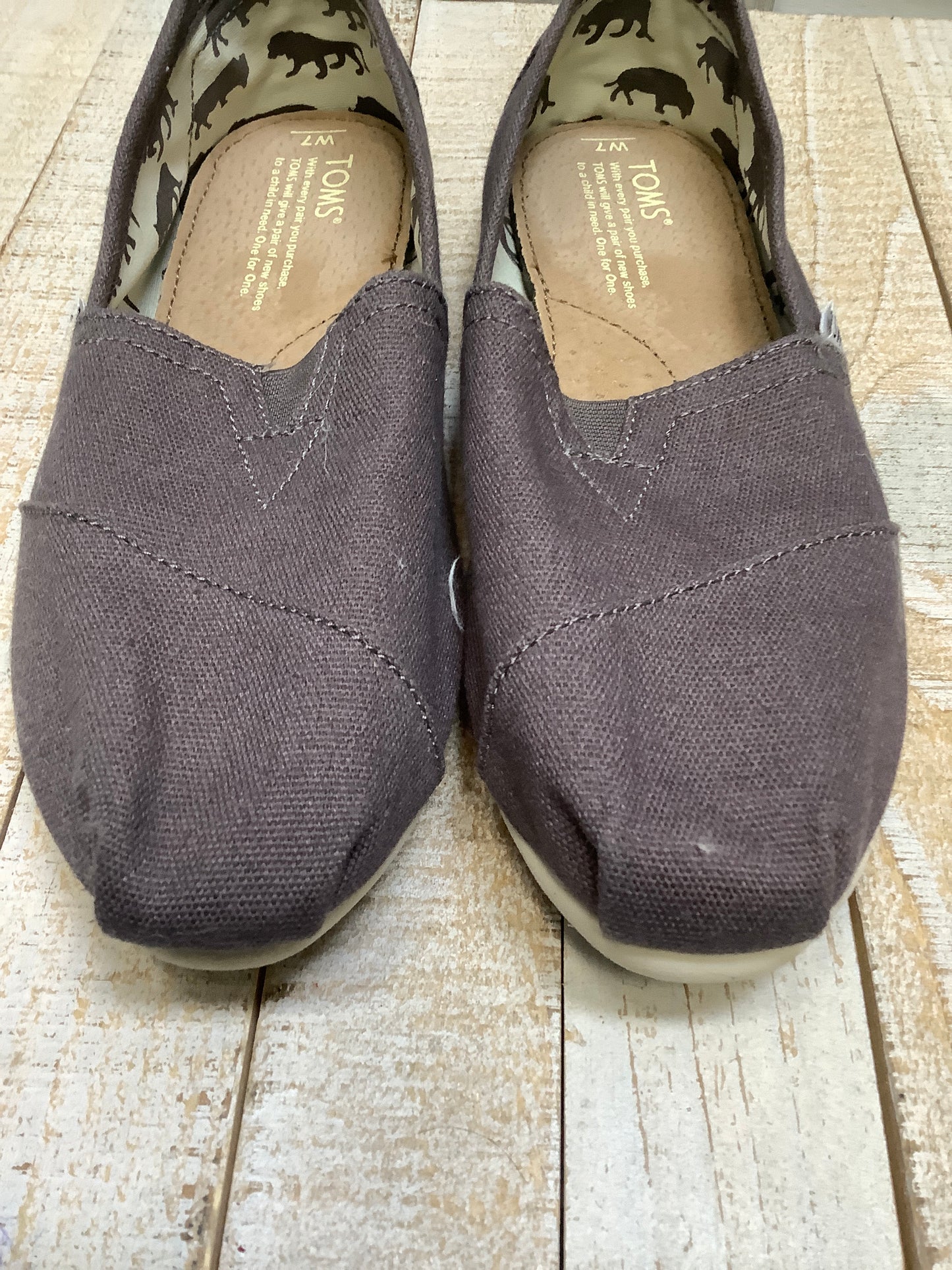 Grey Shoes Flats Toms, Size 7