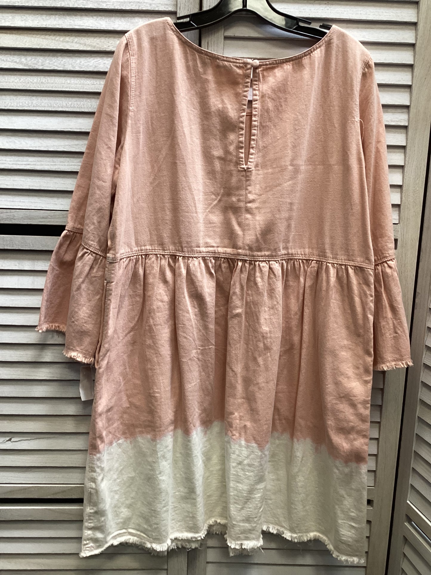 Dress Casual Short By Holding Horses In Pink, Size: Xl