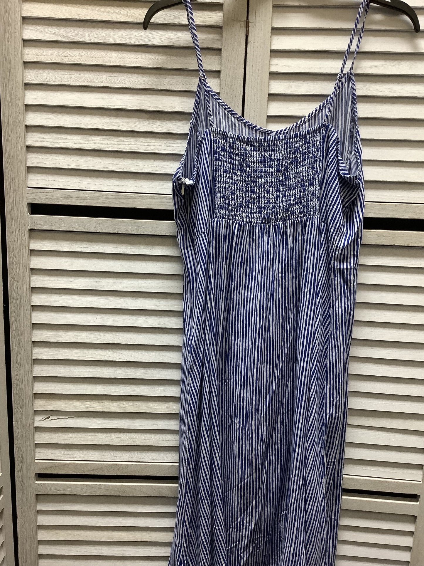 Dress Casual Midi By Old Navy  Size: L