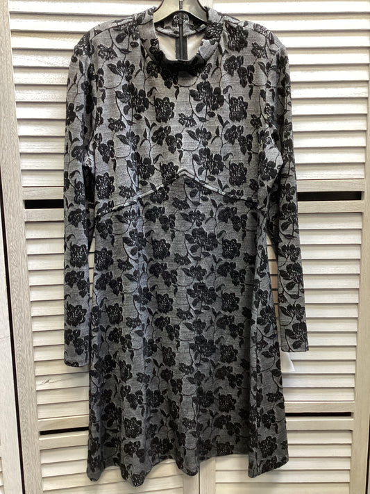 Dress Casual Short By Ivanka Trump In Grey, Size: 16