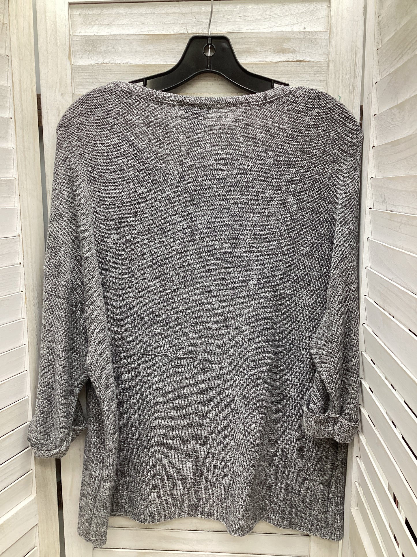 Top Short Sleeve By Torrid In Grey, Size: L