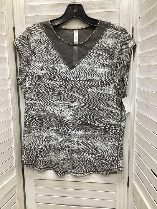 Athletic Top Short Sleeve By Lululemon In Snakeskin Print, Size: 6