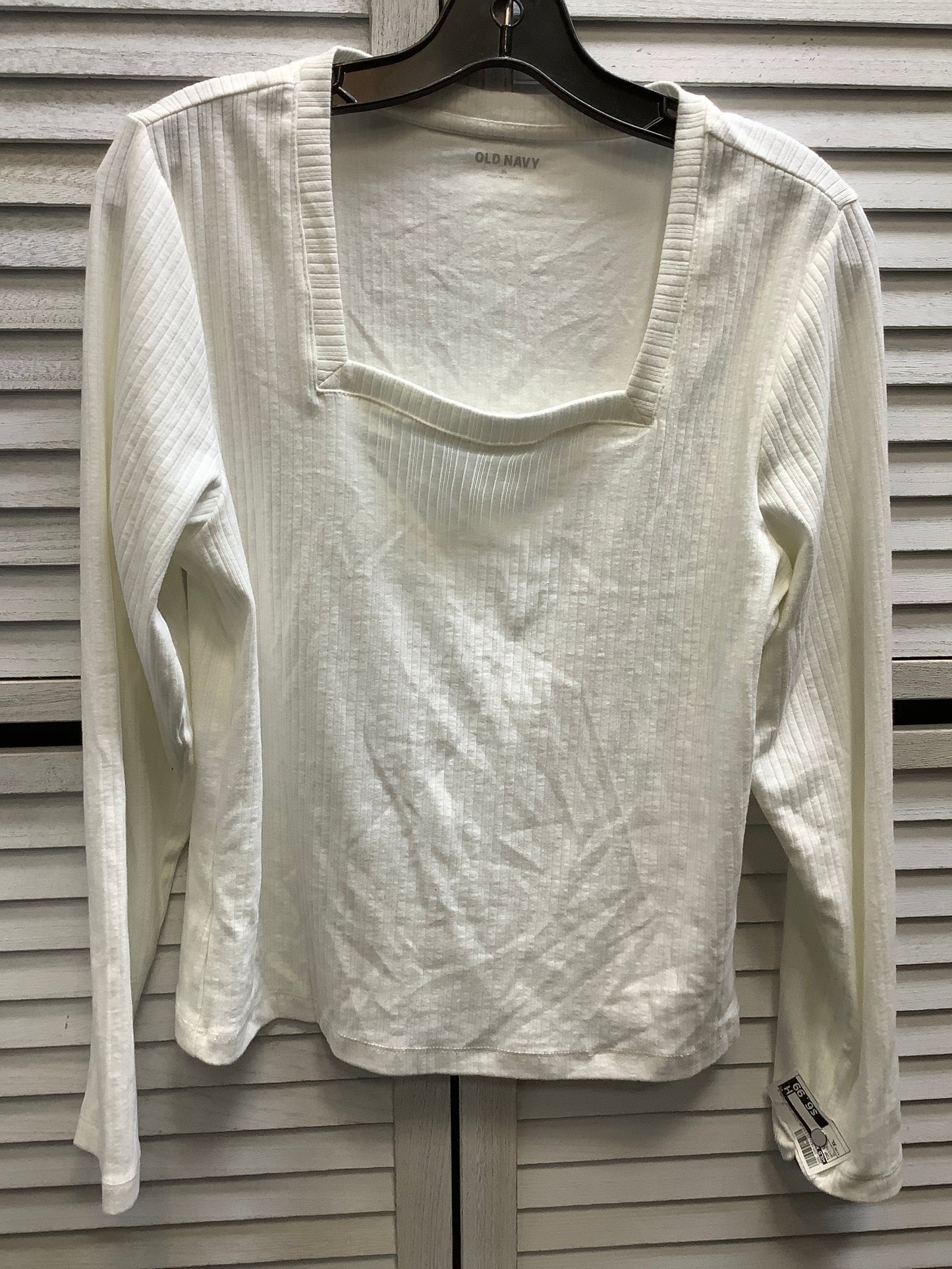 Top Long Sleeve By Old Navy In White, Size: Xl