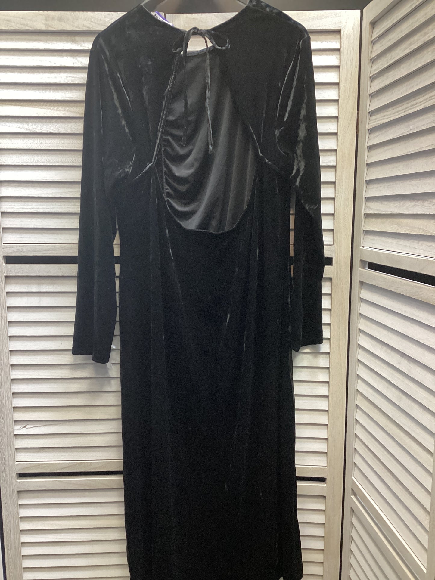 Dress Party Midi By Clothes Mentor In Black, Size: 2x