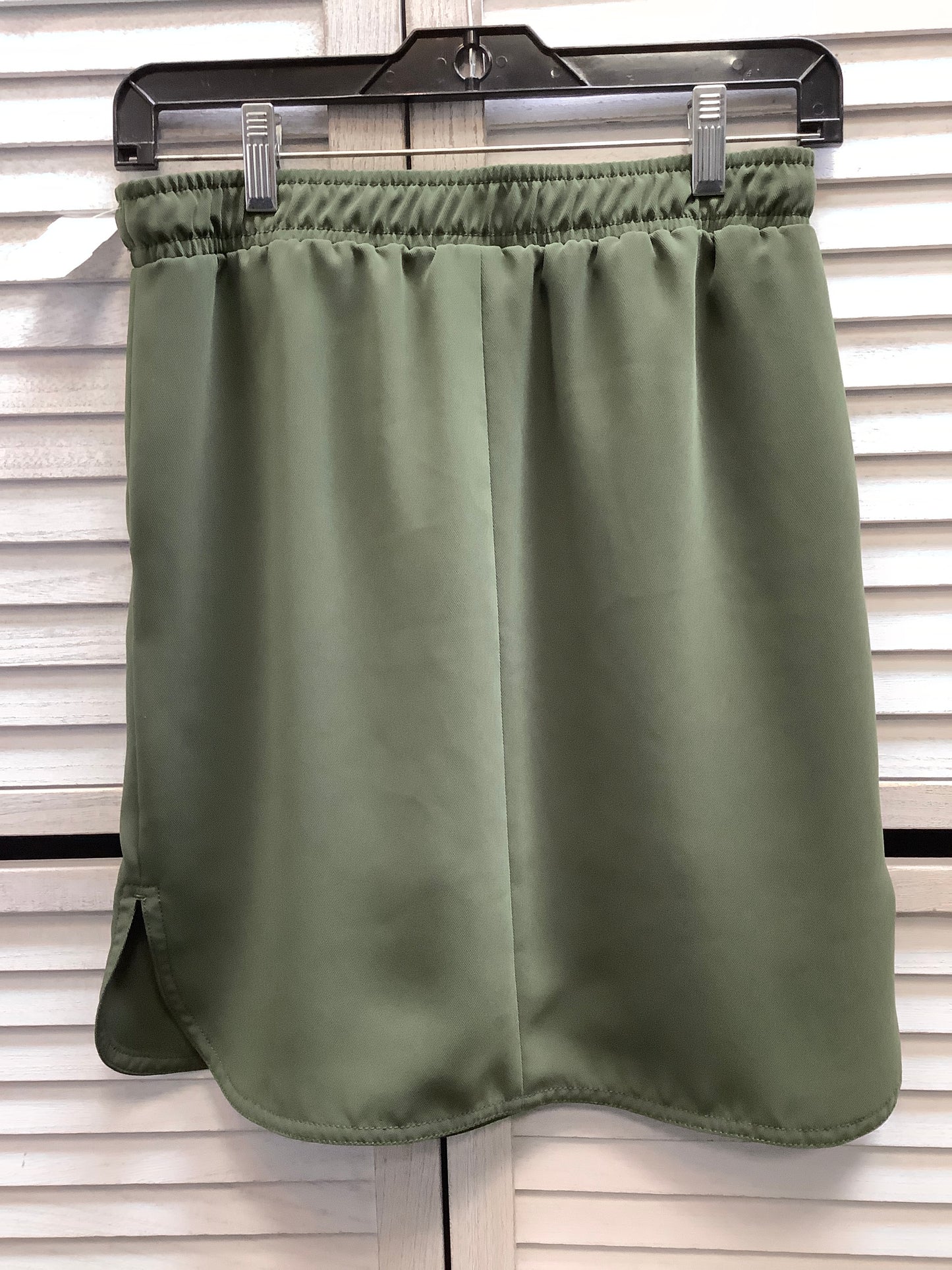 Skirt Mini & Short By Ann Taylor In Green, Size: Xs