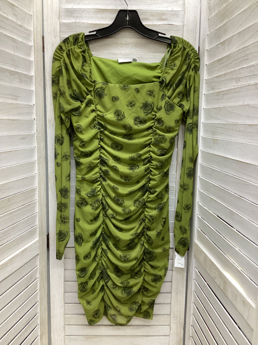 Dress Casual Short By Clothes Mentor In Green, Size: S