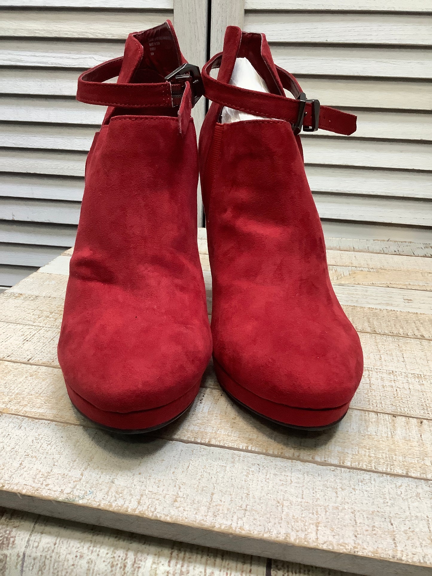 Boots Ankle Heels By Clothes Mentor In Red, Size: 10