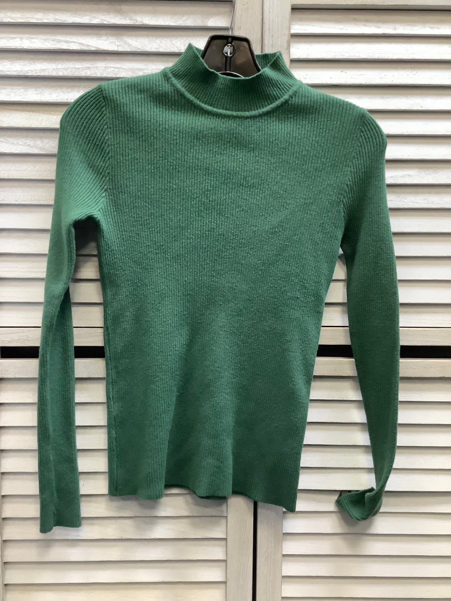 Top Long Sleeve By Clothes Mentor In Green, Size: Xl