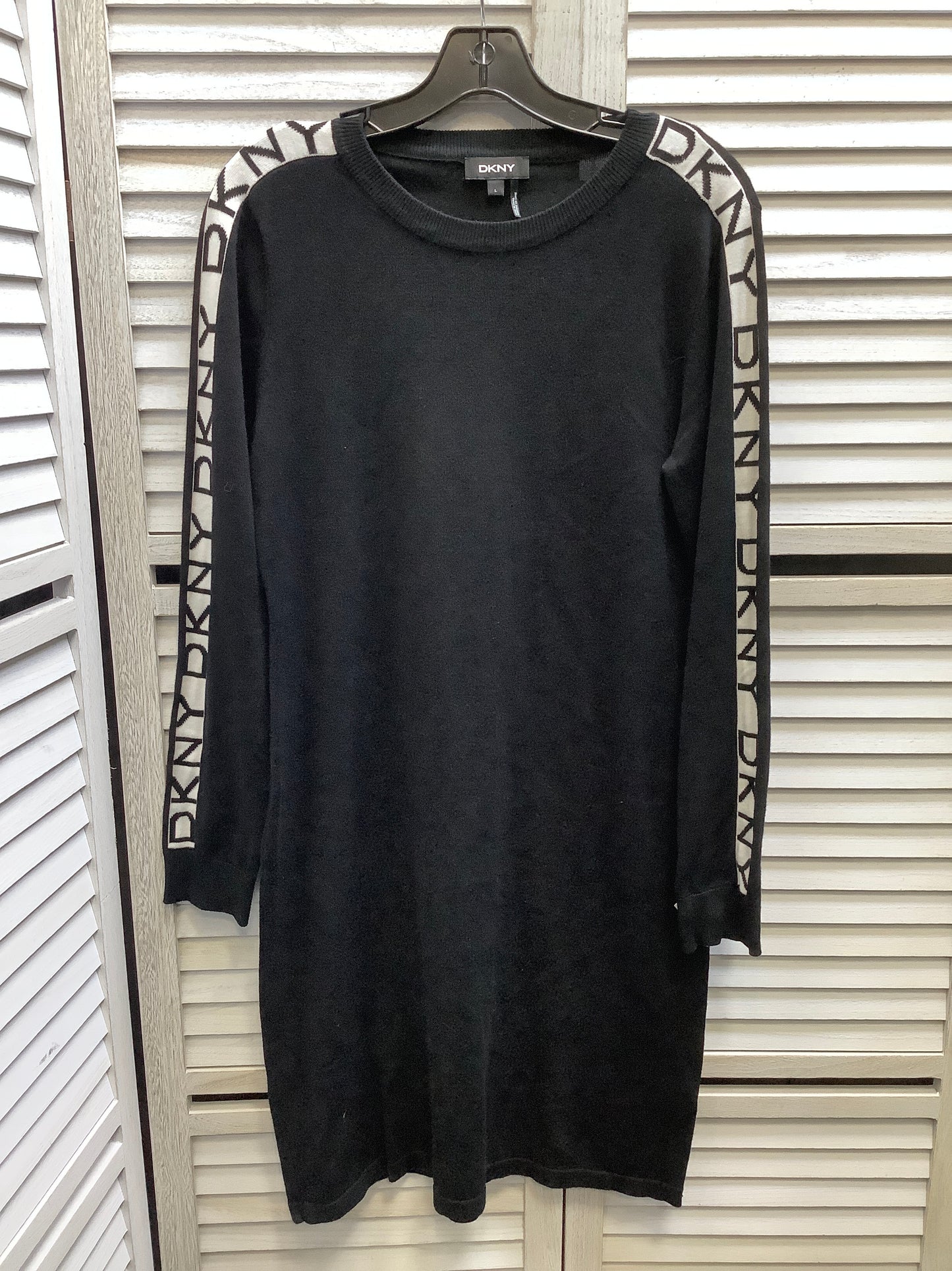 Dress Casual Short By Dkny In Black, Size: L