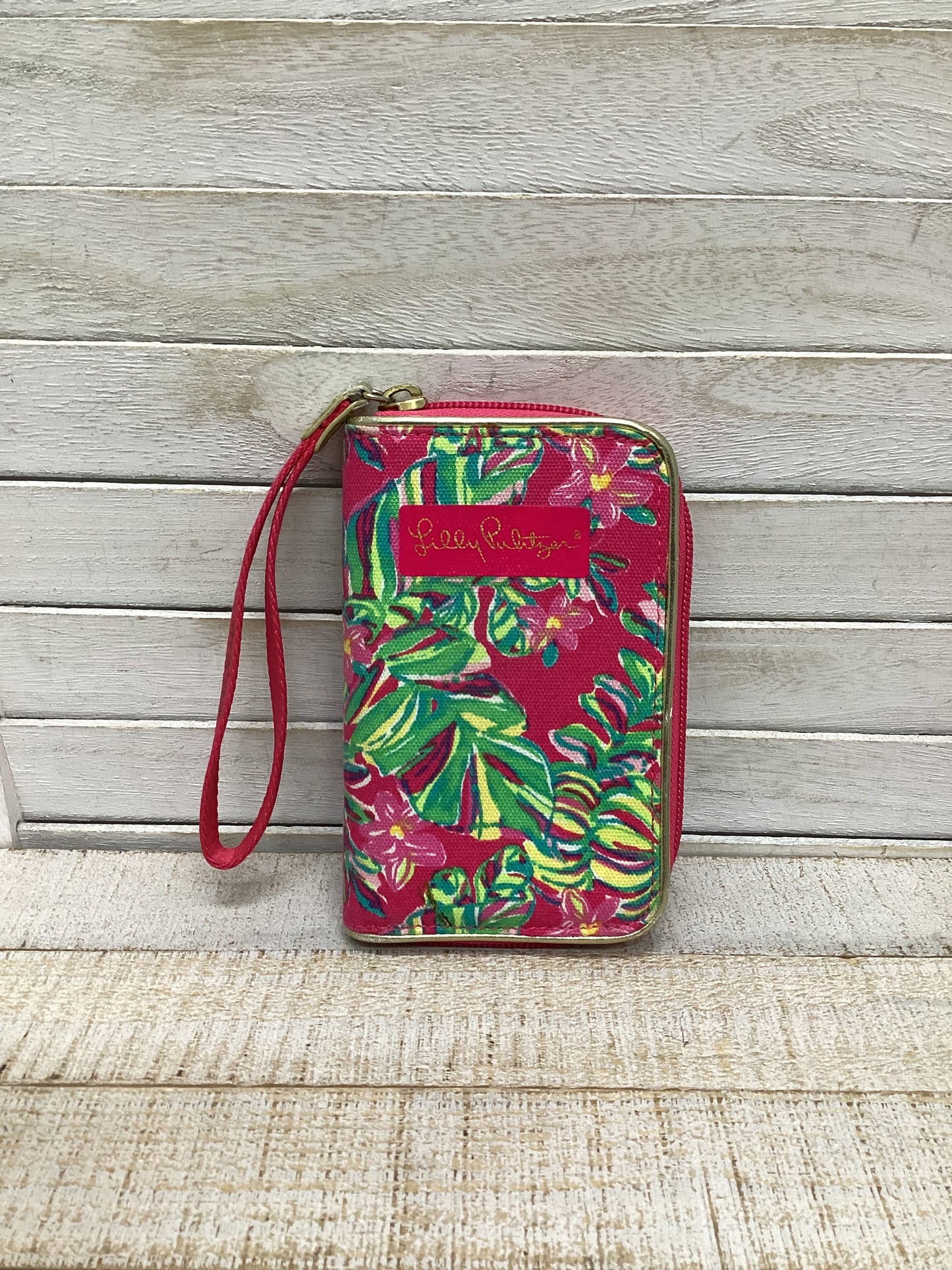 Wallet By Lilly Pulitzer, Size: Medium