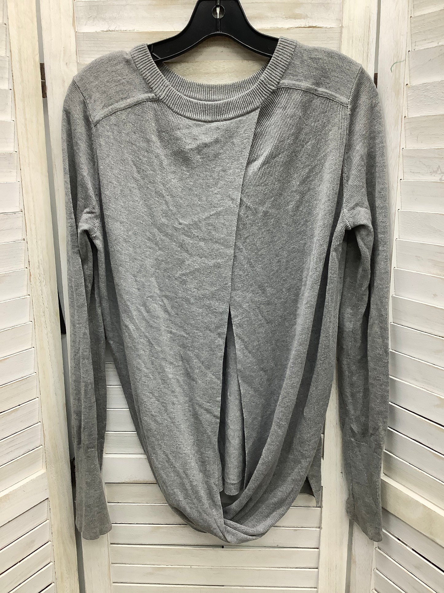 Sweater By Lululemon In Grey, Size: 6