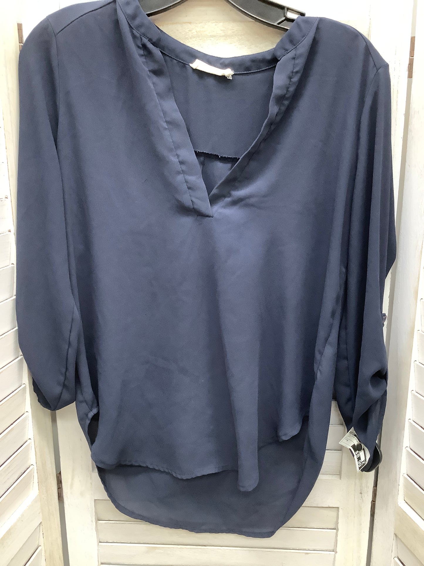 Navy Top 3/4 Sleeve Lush, Size M