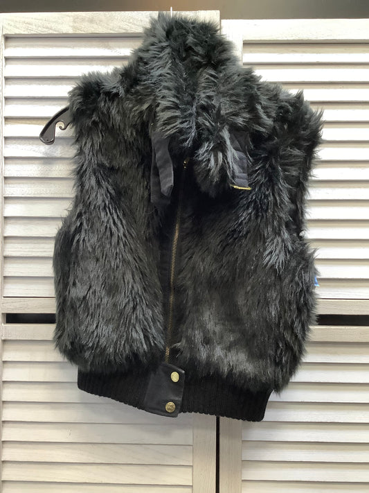 Vest Faux Fur & Sherpa By Clothes Mentor In Black, Size: S