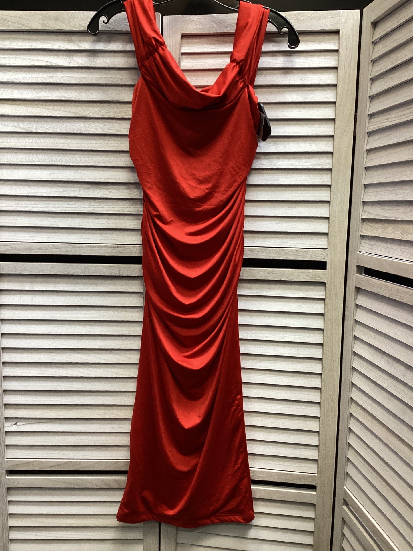 Dress Party Midi By Clothes Mentor In Red, Size: M