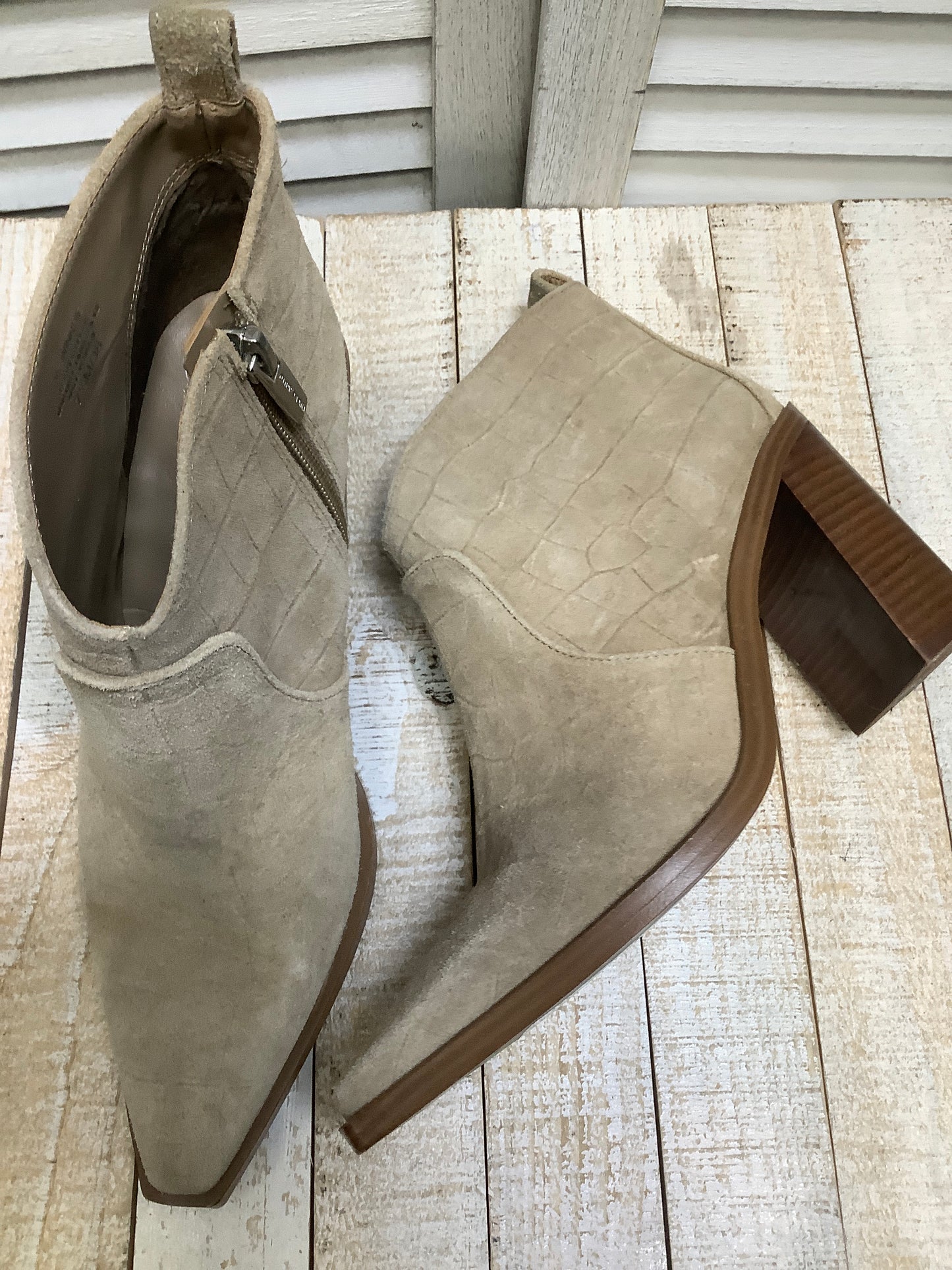 Tan Boots Ankle Heels Vince Camuto, Size 7.5