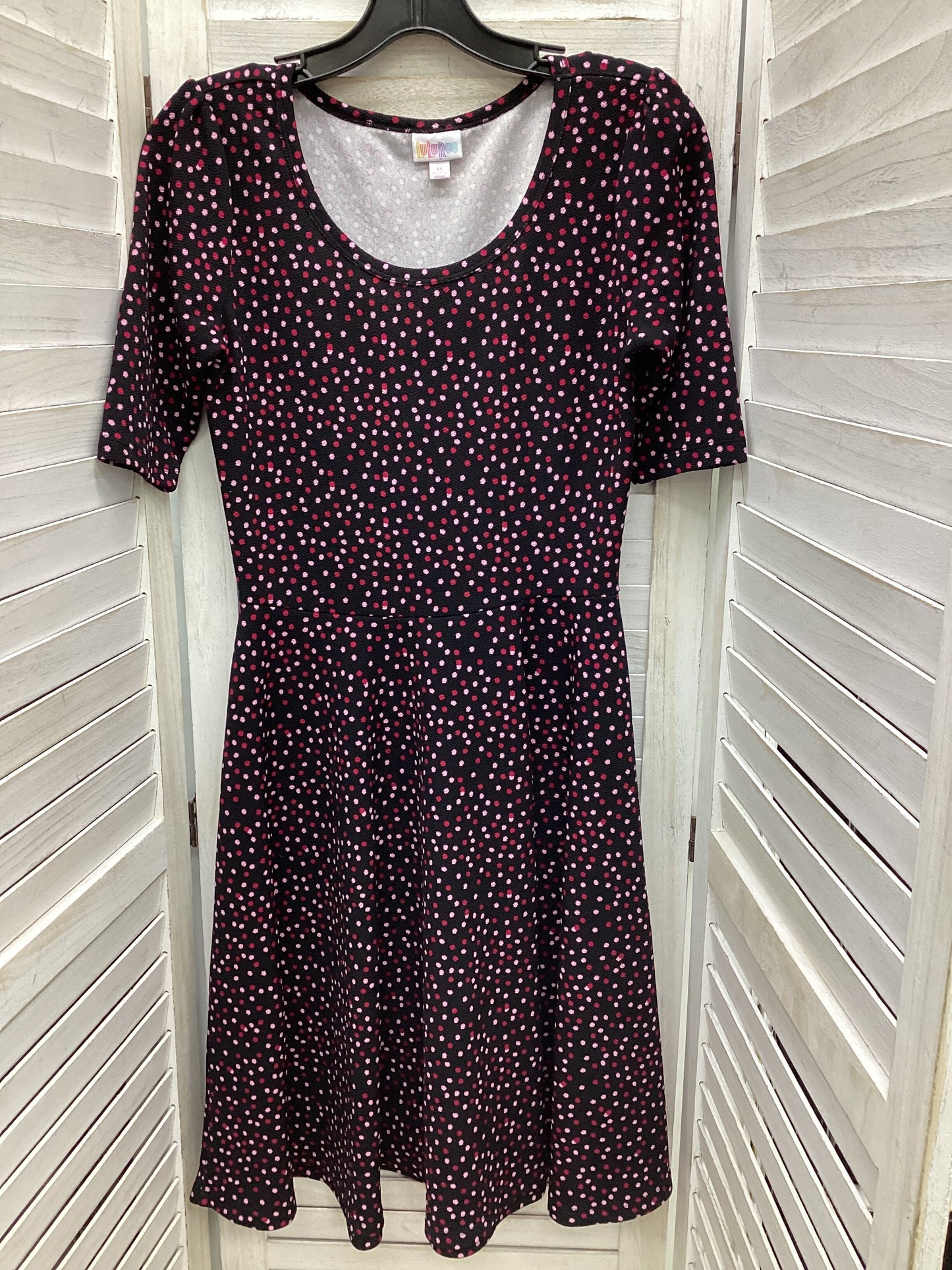 Dress Casual Short By Lularoe  Size: M