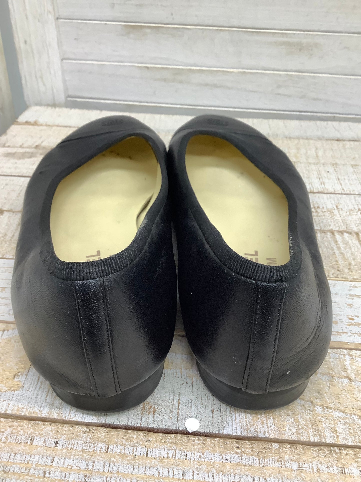 Black Shoes Flats Chanel, Size 9.5