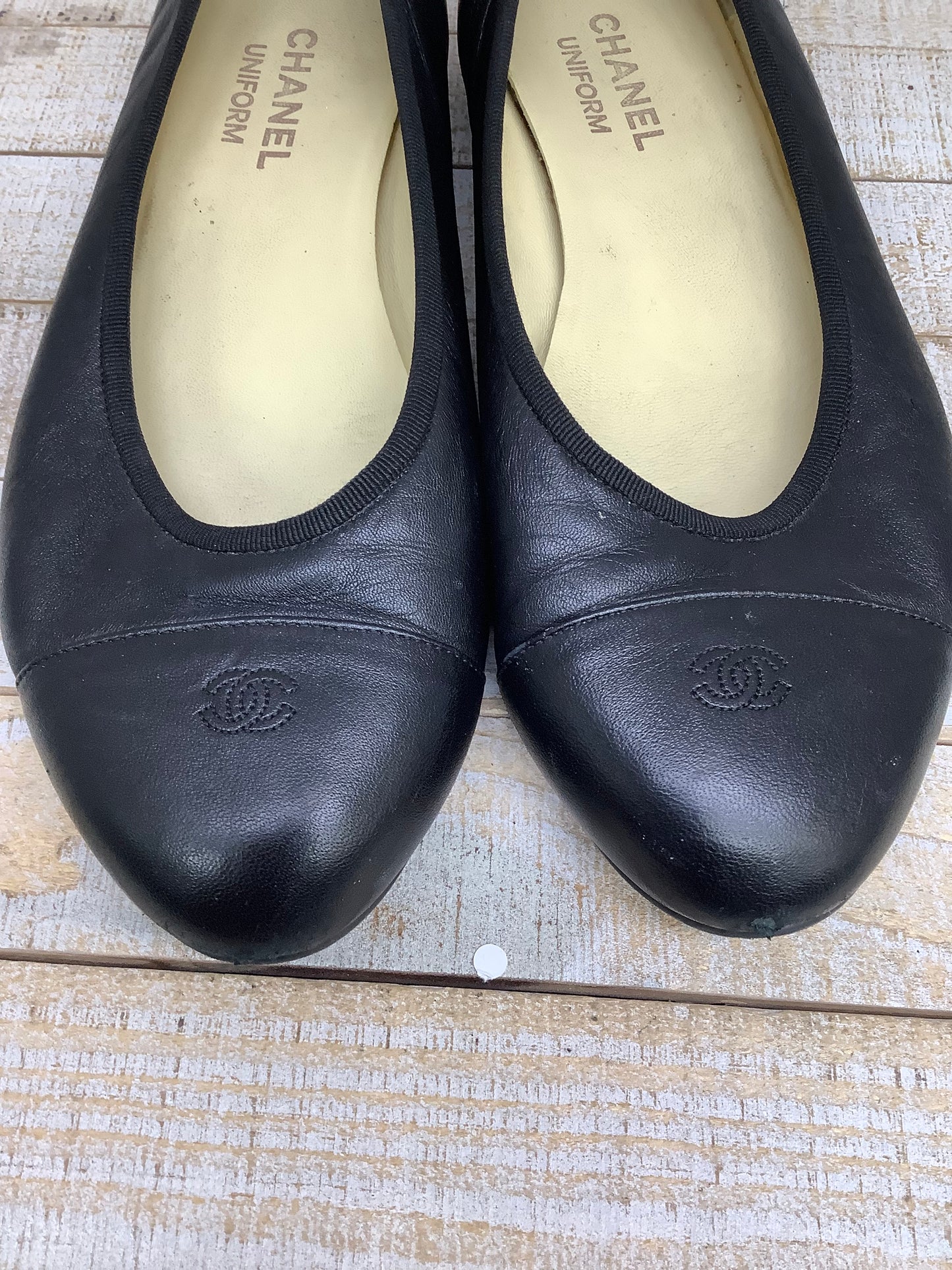 Black Shoes Flats Chanel, Size 9.5