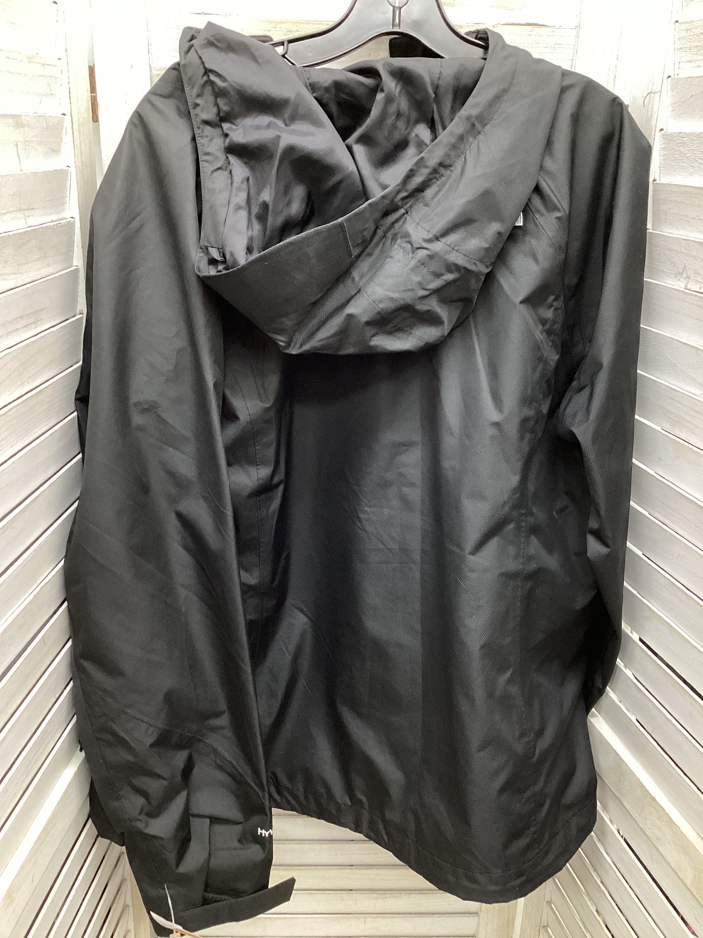 Jacket Windbreaker By The North Face In Black, Size: L