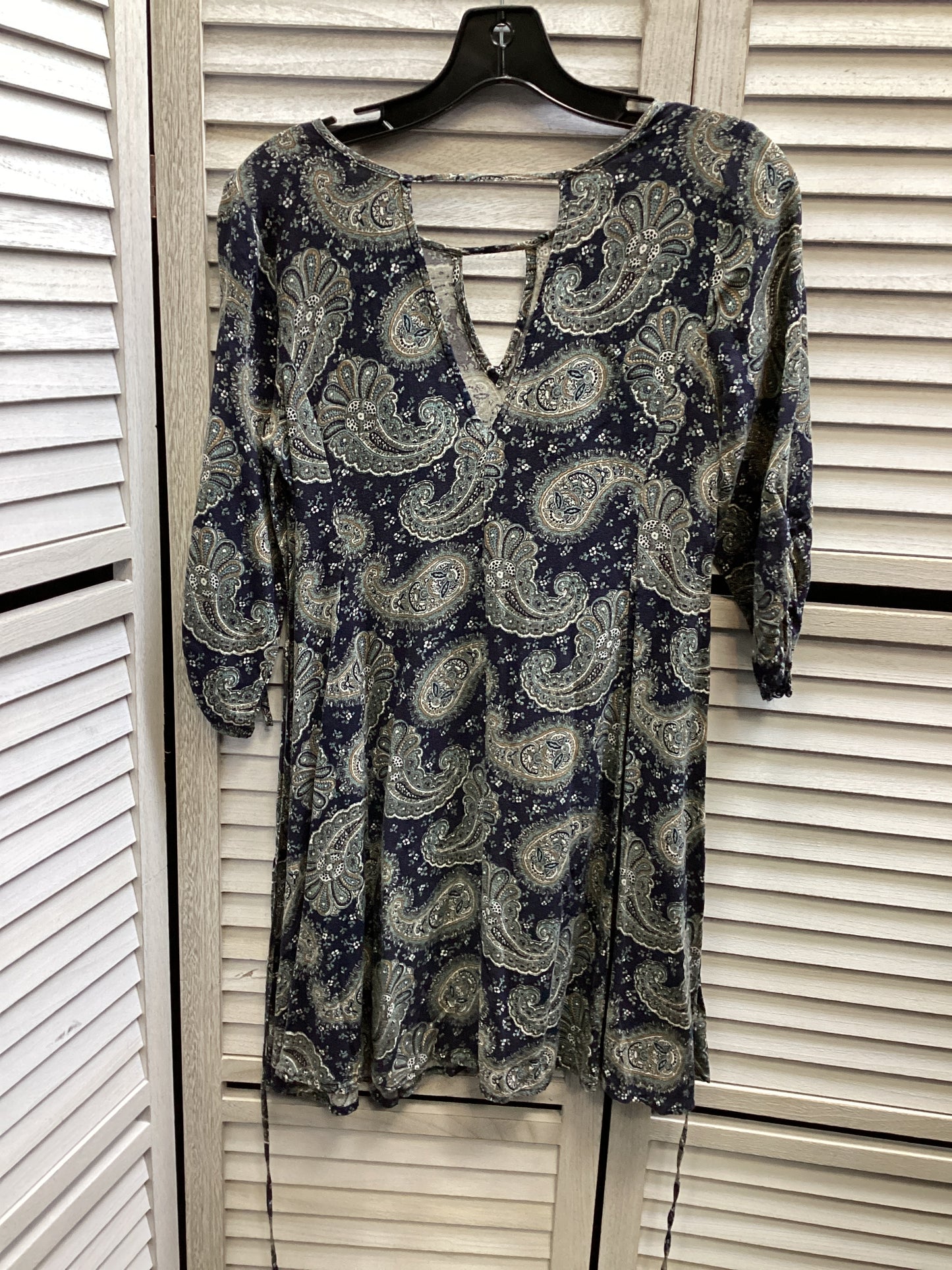 Dress Casual Maxi By Hollister In Paisley Print, Size: S