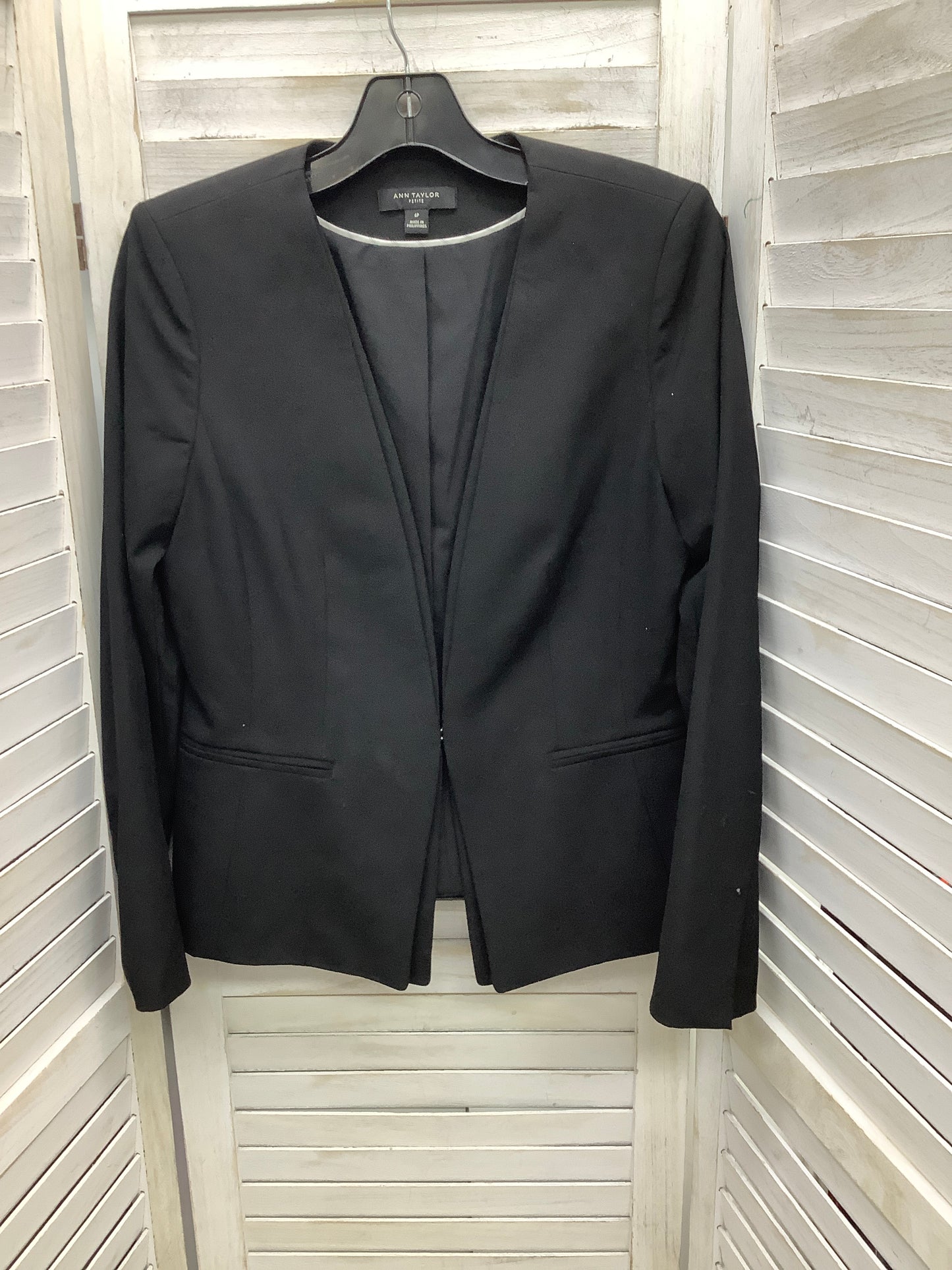 Blazer By Ann Taylor In Black, Size: 6p