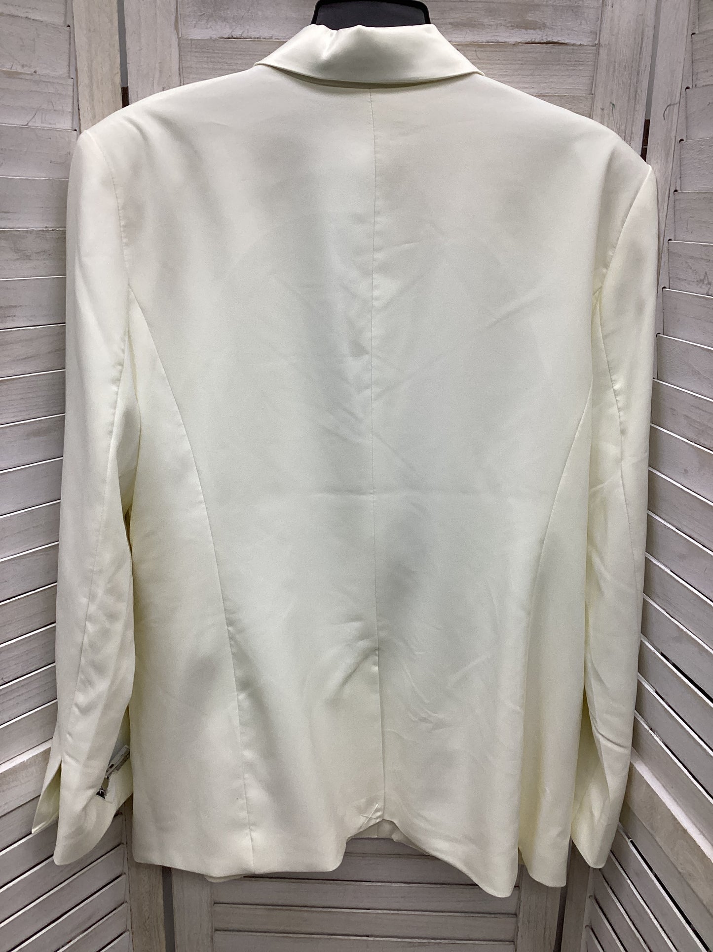 Blazer By Clothes Mentor In Cream, Size: Xl