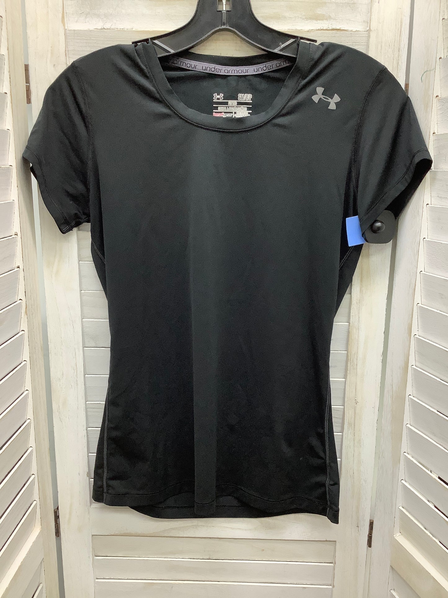 Athletic Top Short Sleeve By Under Armour  Size: S