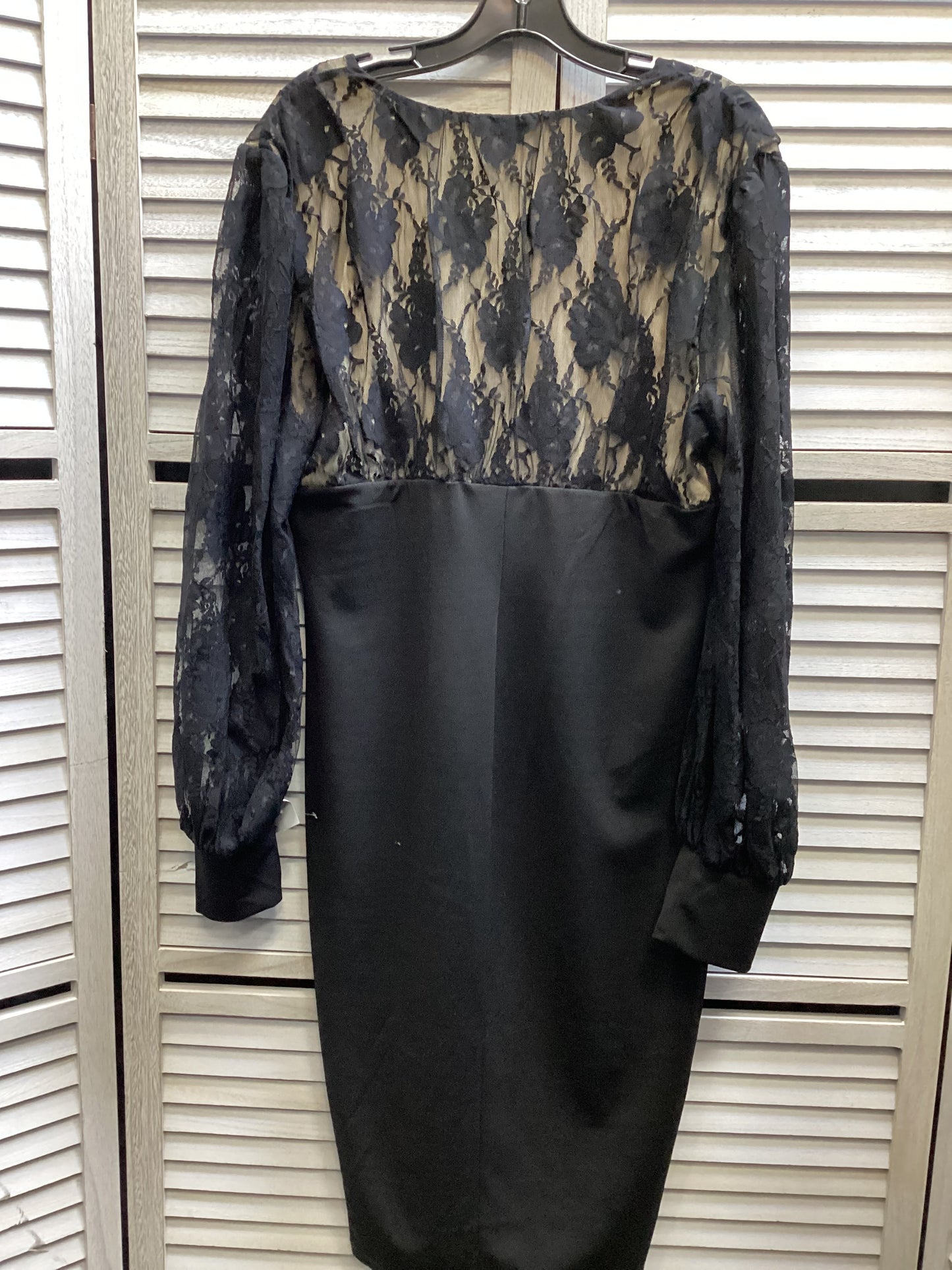 Dress Casual Midi By Venus In Black, Size: Xl