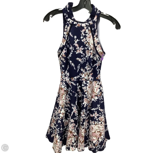 Dress Casual Short By Clothes Mentor In Floral Print, Size: S