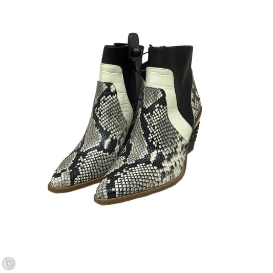 Boots Ankle Heels By Gianni Bini In Snakeskin Print, Size: 9.5