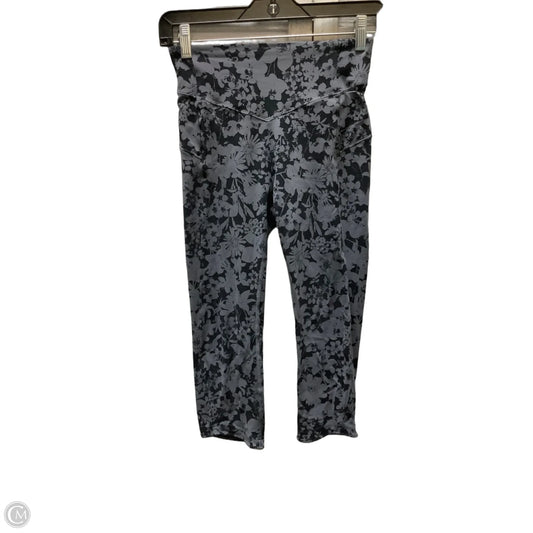 Athletic Leggings Capris By Lululemon In Black & Grey, Size: 4