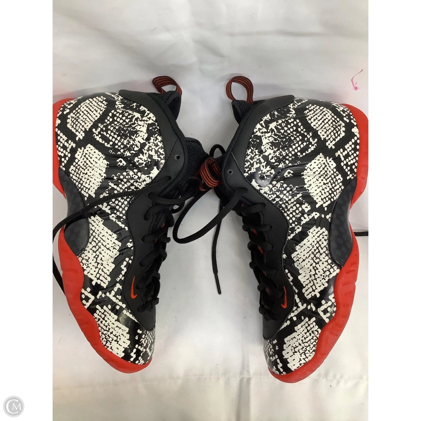Shoes Luxury Designer By Jordan In Animal Print, Size: 8.5