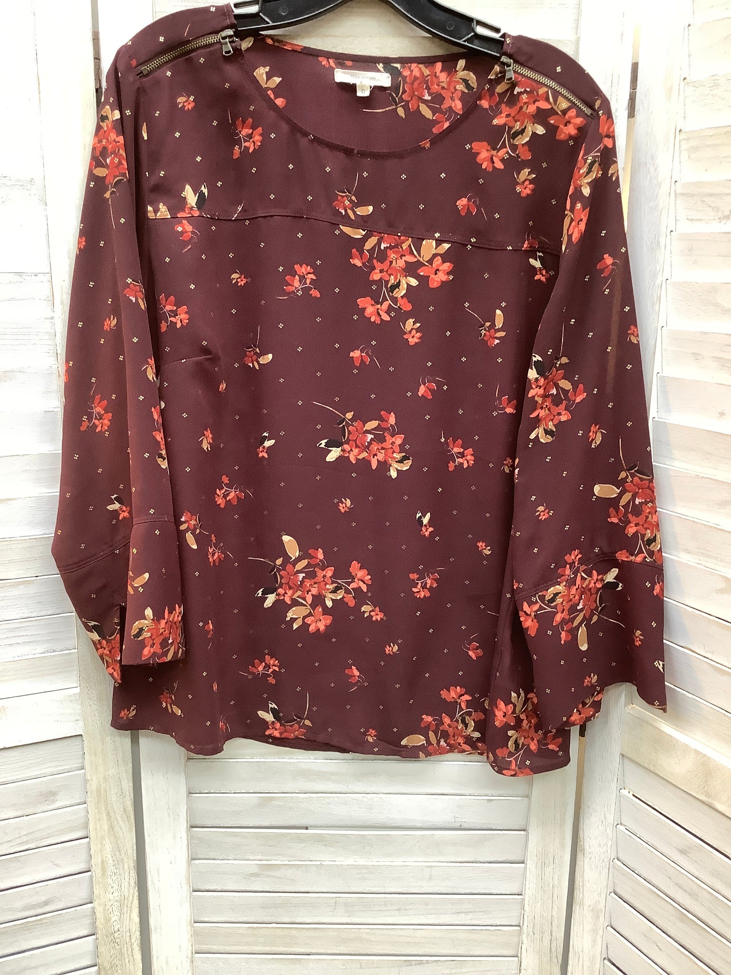 Top Long Sleeve Basic By Maurices  Size: L