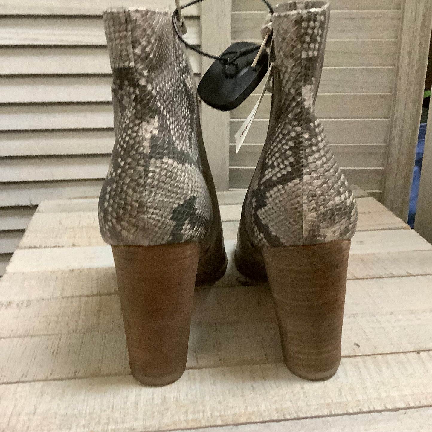 Boots Ankle Heels By Carlos Santana  Size: 9.5