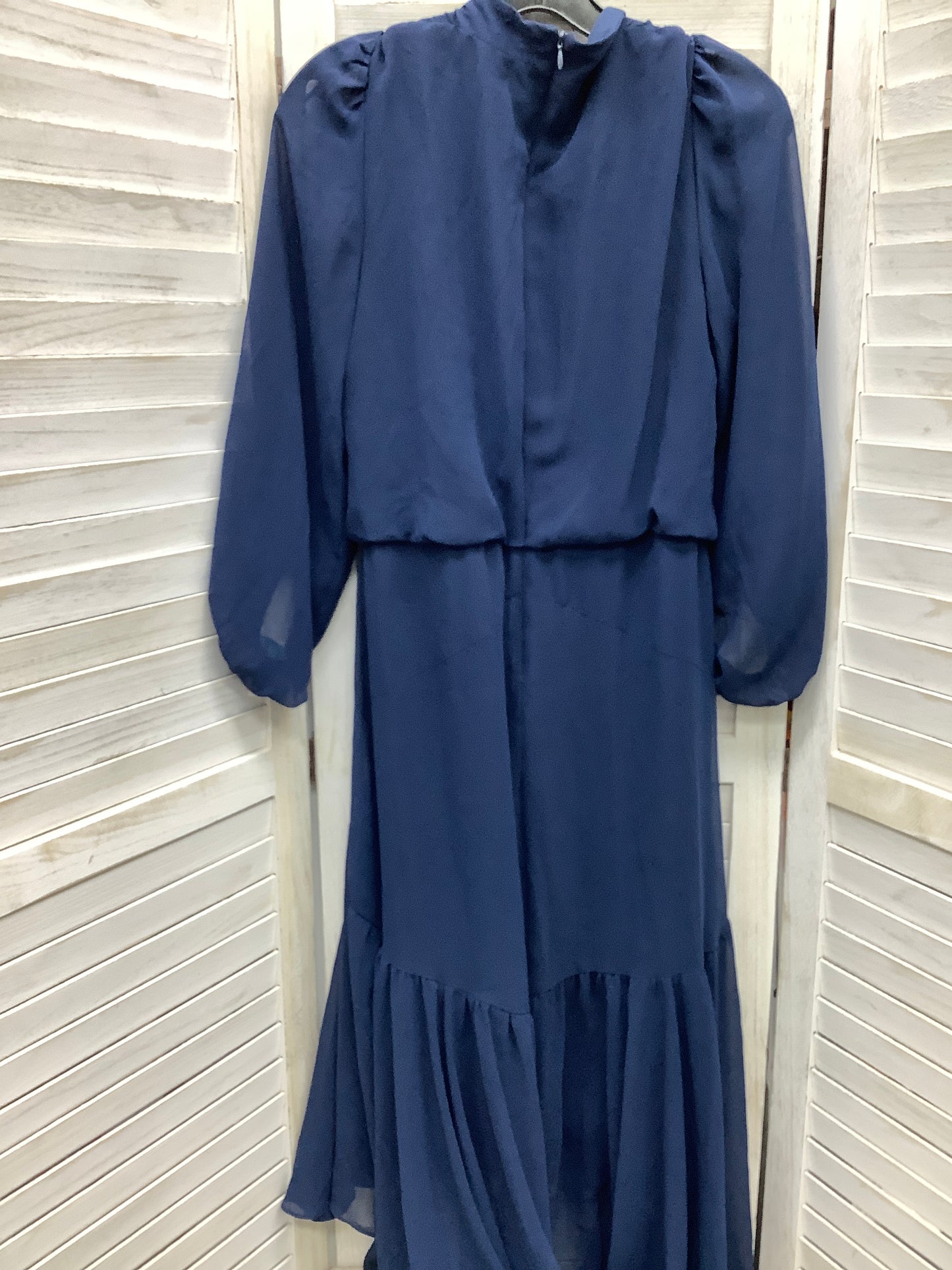 Dress Casual Midi By Taylor  Size: M