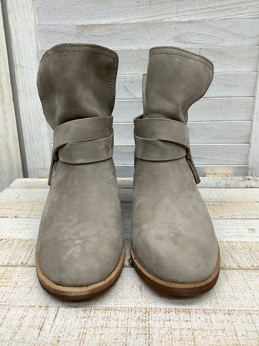 Boots Ankle Heels By Ugg  Size: 7